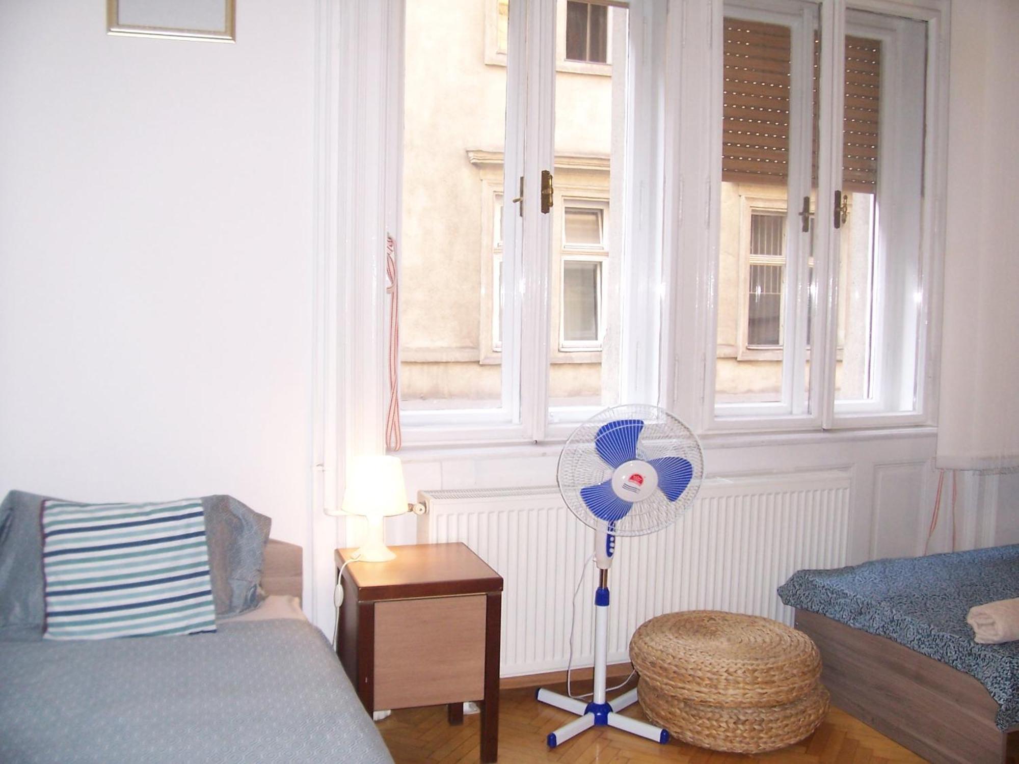 Universal Apartment Budapeszt Zewnętrze zdjęcie